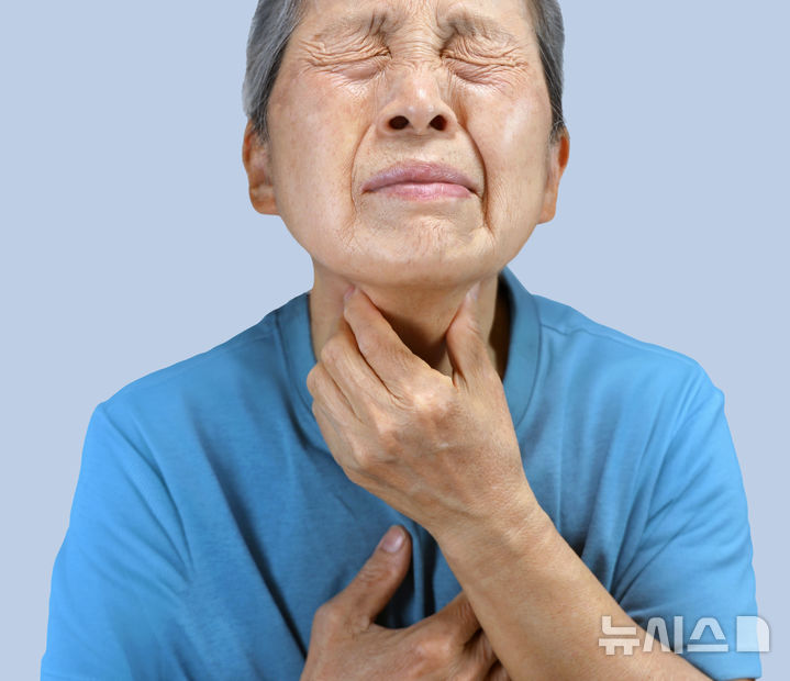 "목소리 변하고 이물감"…원인은 뜻밖에 위산역류?