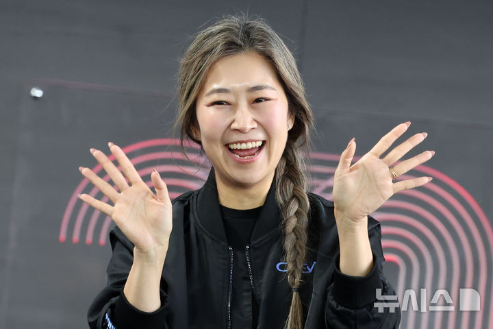 '케데헌' 매기 강 감독, 옥관문화훈장 수훈…'대한민국 콘텐츠대상'