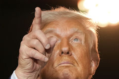 "내 SNS 털어 회사에 신고?"…극우인사 비판한 600명 '美 보복징계' 광풍