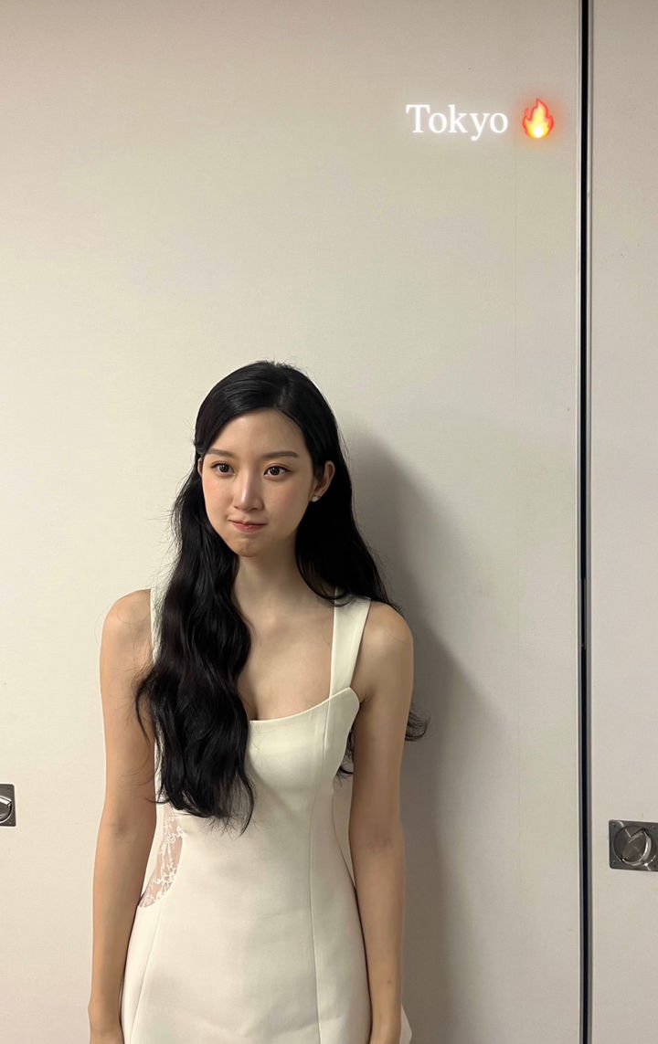 문가영 입 꾹 귀여운 모습…점점 예뻐져