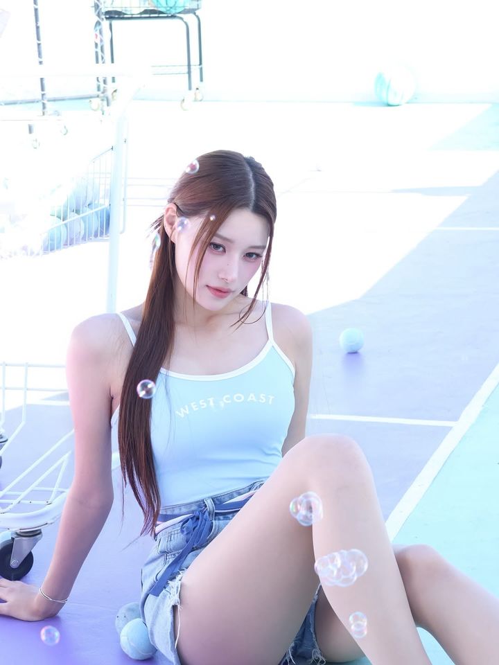 ​치어리더 이예빈, 거품에 비친 뽀얀 맨살·아찔 각선미  – 출장용접