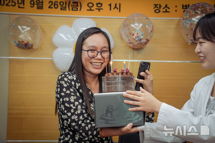 손 붙은 채 태어난 20대 필리핀 교사…한국서 새 삶 얻어 – 탐정사무소 인천탐정사무소 서울탐정사무소