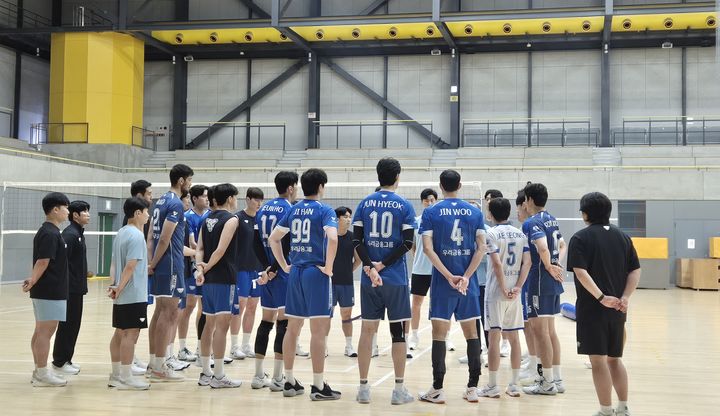 막바지 향하는 전지훈련…남자배구 우리카드, 사카이전 대비 담금질 – 탐정사무소 인천탐정사무소 서울탐정사무소