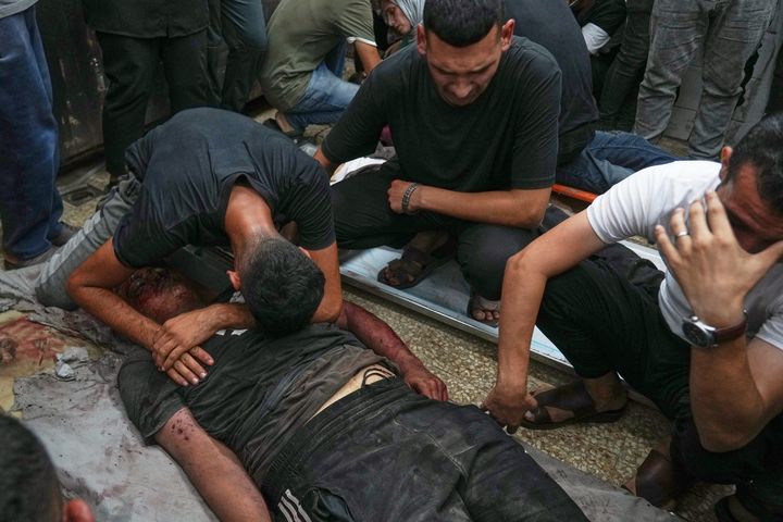 웹사이트상위노출 홈페이지상위노출 사이트상위노출[가자戰 2년]1200명 살해 후 6만7000명 사망…숫자에 담긴 비극