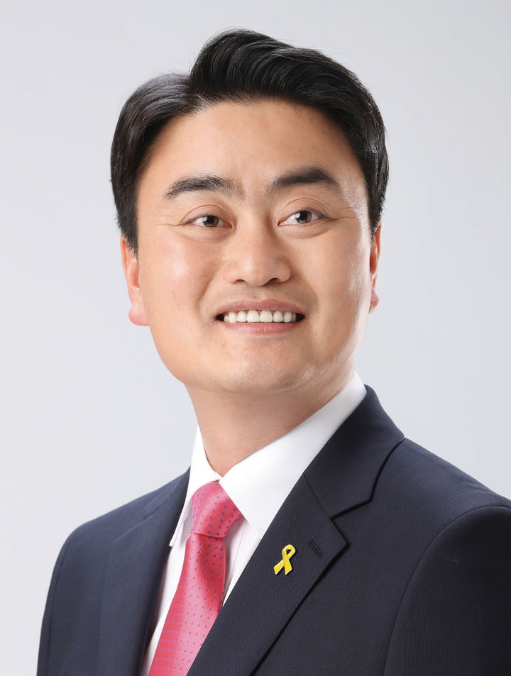 진보당 경기도지사 후보에 홍성규 수석대변인 – 탐정사무소 인천탐정사무소 서울탐정사무소