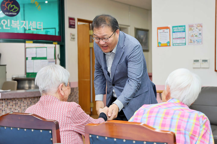 장금용 권한대행, 추석맞이 복지시설·전통시장 방문 – 탐정사무소 인천탐정사무소 서울탐정사무소