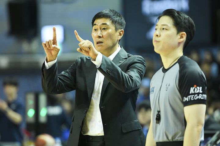 ‘KCC 데뷔전’서 친정팀 누른 이상민 감독 “선수들이 흔들리지 않았다” – 탐정사무소 인천탐정사무소 서울탐정사무소