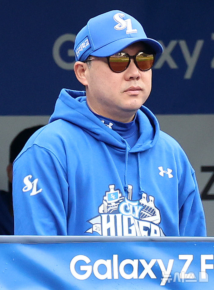 웹사이트상위노출 홈페이지상위노출 사이트상위노출PO 향하는 삼성 박진만 감독 “디아즈, 홈런왕다워…한화 투수력 무너뜨려야”[준PO]