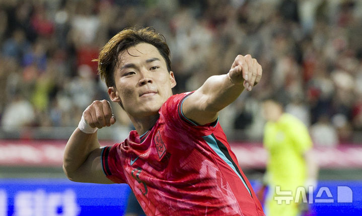 오현규와 손흥민, 두 한국 공격수의 연속 득점으로 기대감 증대