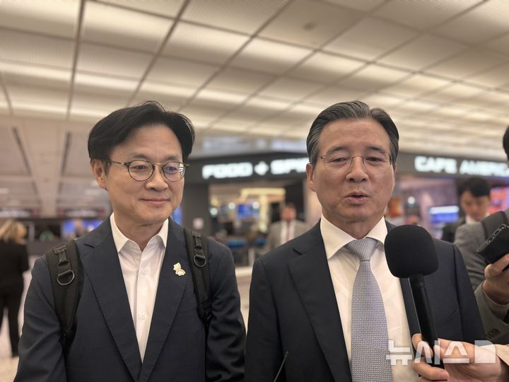 정책실장 