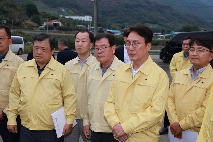산청 찾은 김민석 총리 “신속하고 내실 있는 피해 복구 당부” 웹사이트상위노출 사이트상위노출 홈페이지상위노출