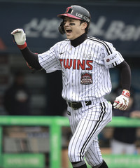 '박해민 역전타' LG, SSG 4연패 몰아넣고 6연승…삼성, NC에 5연패 안겨(종합)