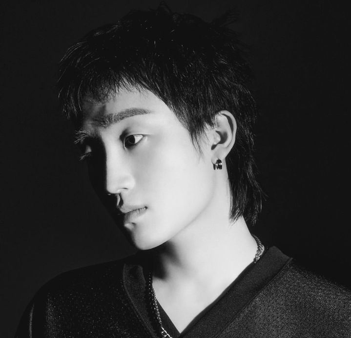 '조선족 래퍼' 디아크, 대마 유통·흡입 의심 체포…