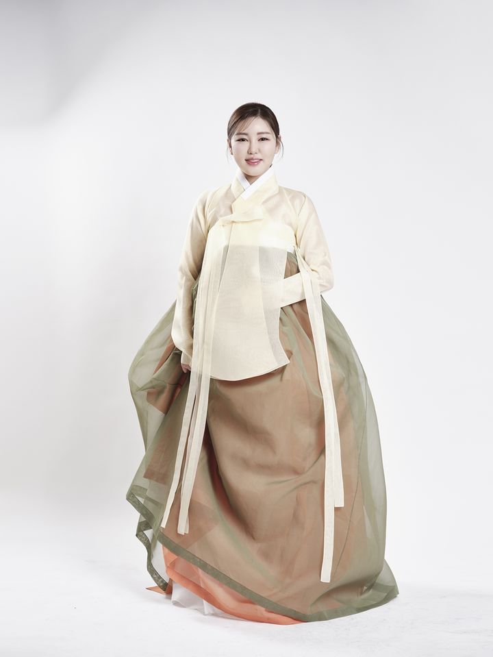 송가인 '가인이어라', 중학교 '음악 교과서'에 실렸다