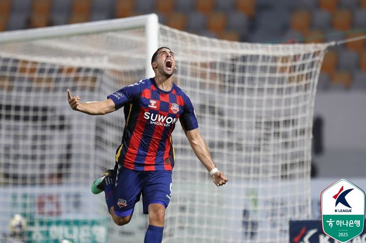 K리그와 한국시리즈에서의 치열한 경쟁, 손흥민의 우승 도전