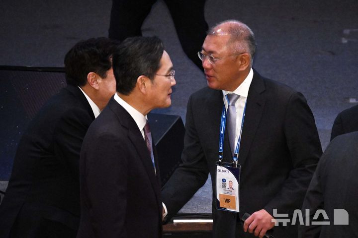 출장용접 – 관세 25%→15%…현대차·기아, 연 2조원 증익 ‘청신호’  