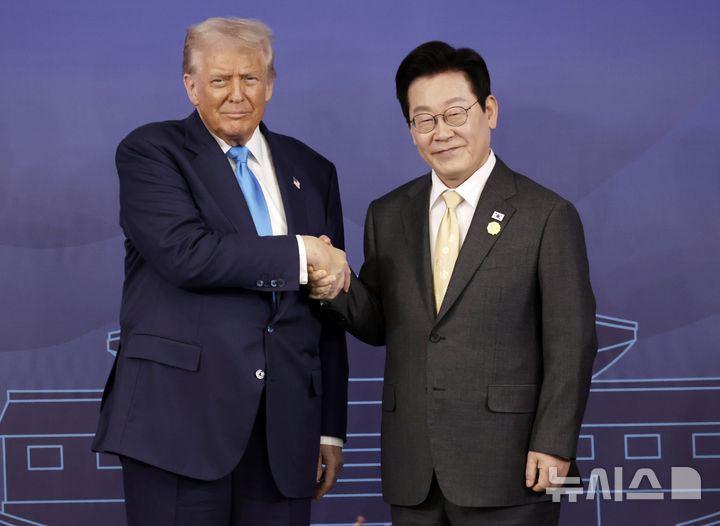 韓美 관세 협상 타결로 불확실성 타파…수출 확대 모멘텀 잡았다 韓美 관세 협상 타결로 불확실성 타파…수출 확대 모멘텀 잡았다