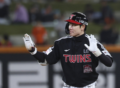 '다년계약' 두고 의견 조율하는 LG와 홍창기…불필요한 오해 차단이 우선