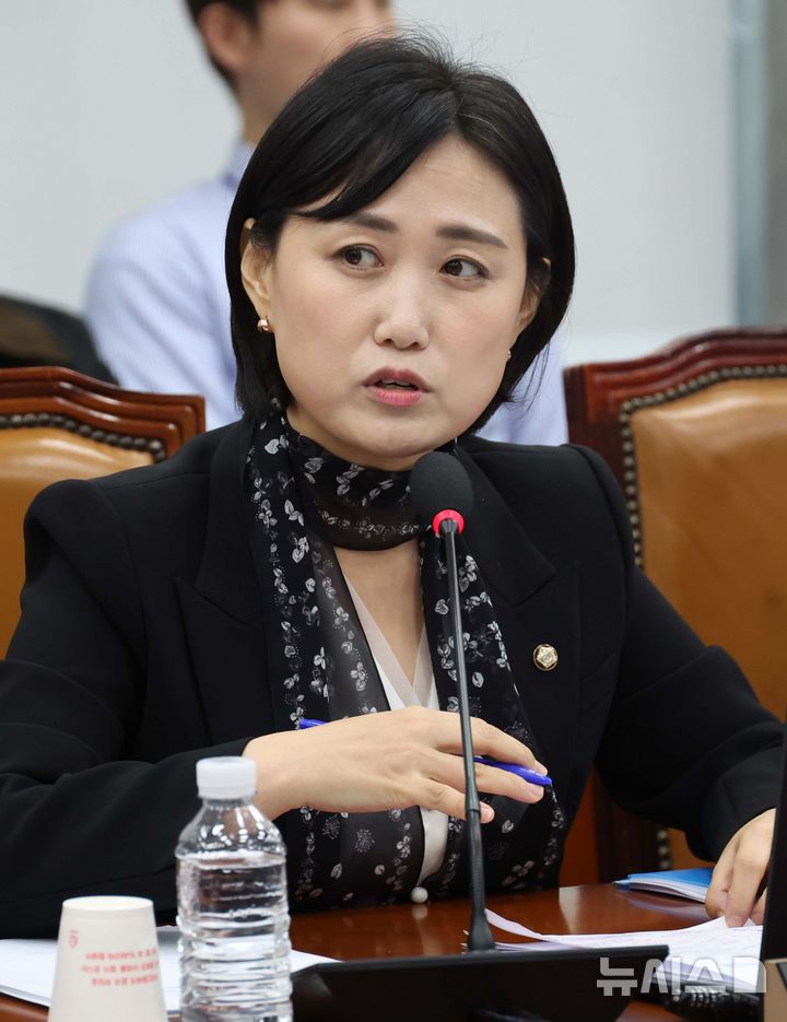 인천탐정사무소 서울탐정사무소 – 與, 12월3일 ‘민주화운동 기념일 지정’ 당론 채택 