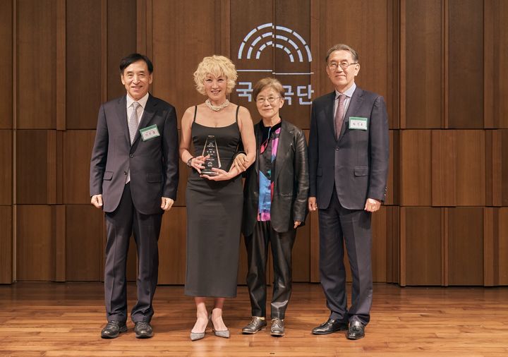 제1회 국립극단 후원회 어워즈 개최…'헤다 가블러' 초대 작품상