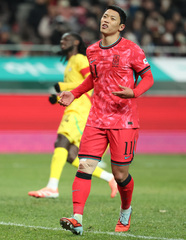 '슈퍼카 갑질 의혹' 황희찬 측, 법적 대응 예고 "악의적 허위 사실 적시"