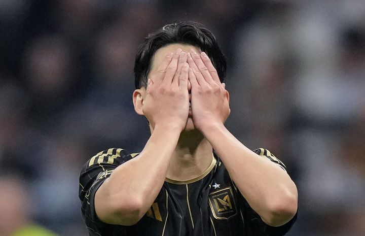 손흥민과 이정후, 각각의 리그에서 맞닥뜨린 침묵과 활약