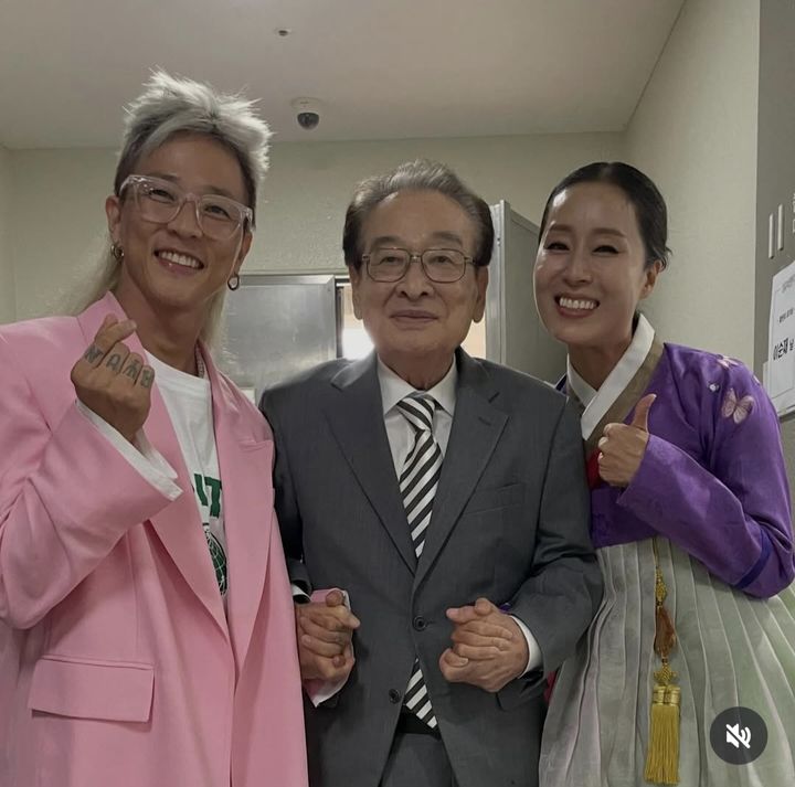 팝핀현준, 故 이순재 추모 "즐겁게 웃고 울어서 영광"