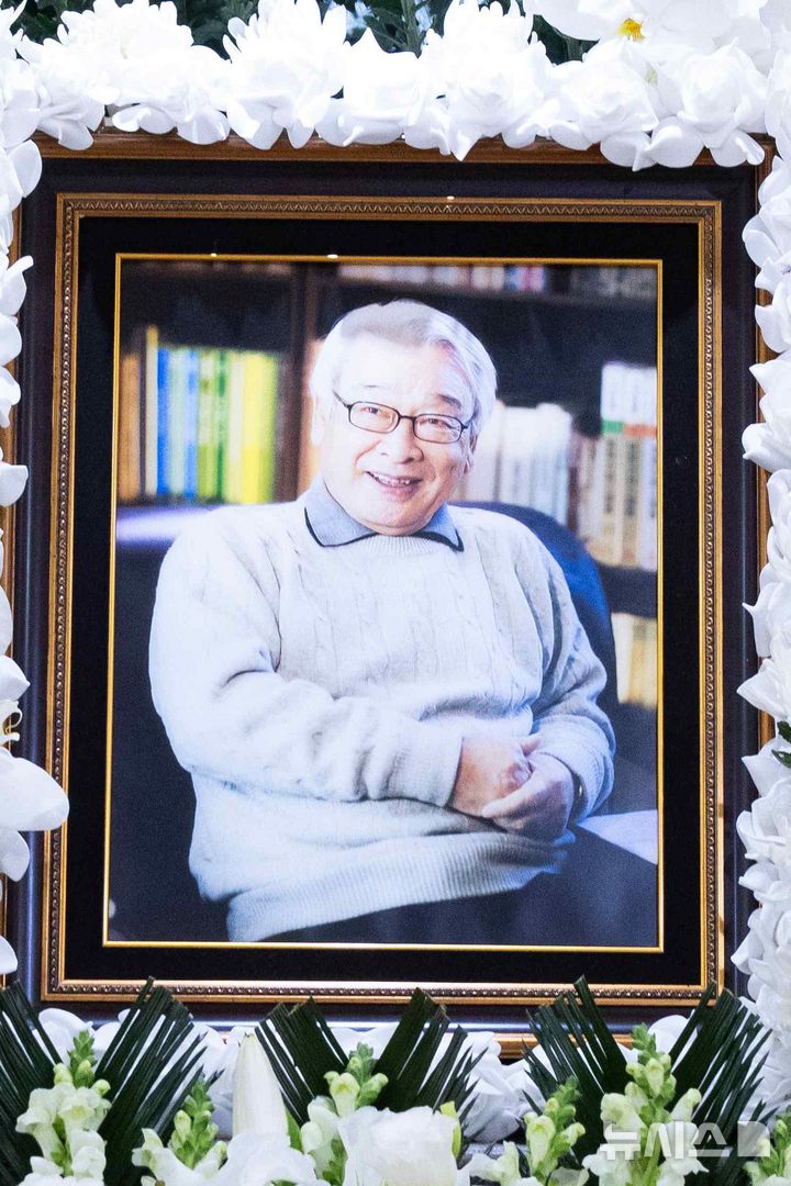 최휘영 장관, 배우 이순재 애도…