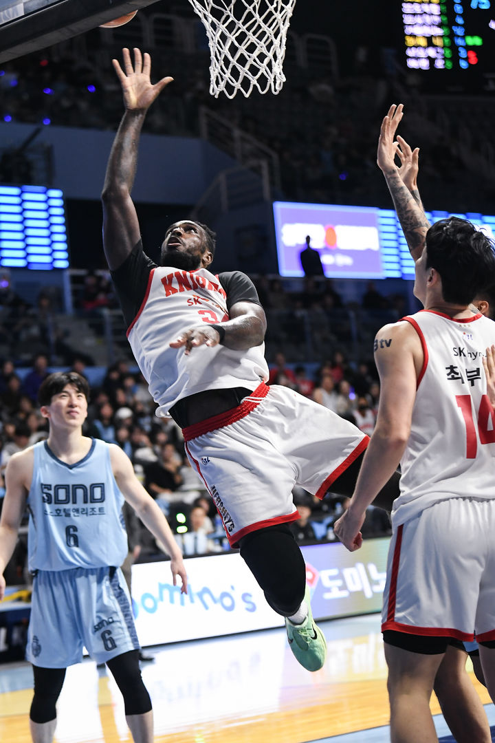 웹사이트상위노출 홈페이지상위노출 사이트상위노출프로농구 SK, 소노 79-72 격파…전 구단 상대 승리 달성