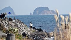 북적이는 피서지 대신…바다 품은 '촌캉스' 11곳