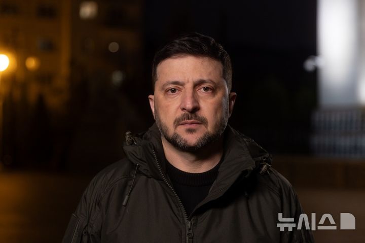 젤렌스키, 트럼프에 "우리 편 서 달라…푸틴 '게임' 간파해야"