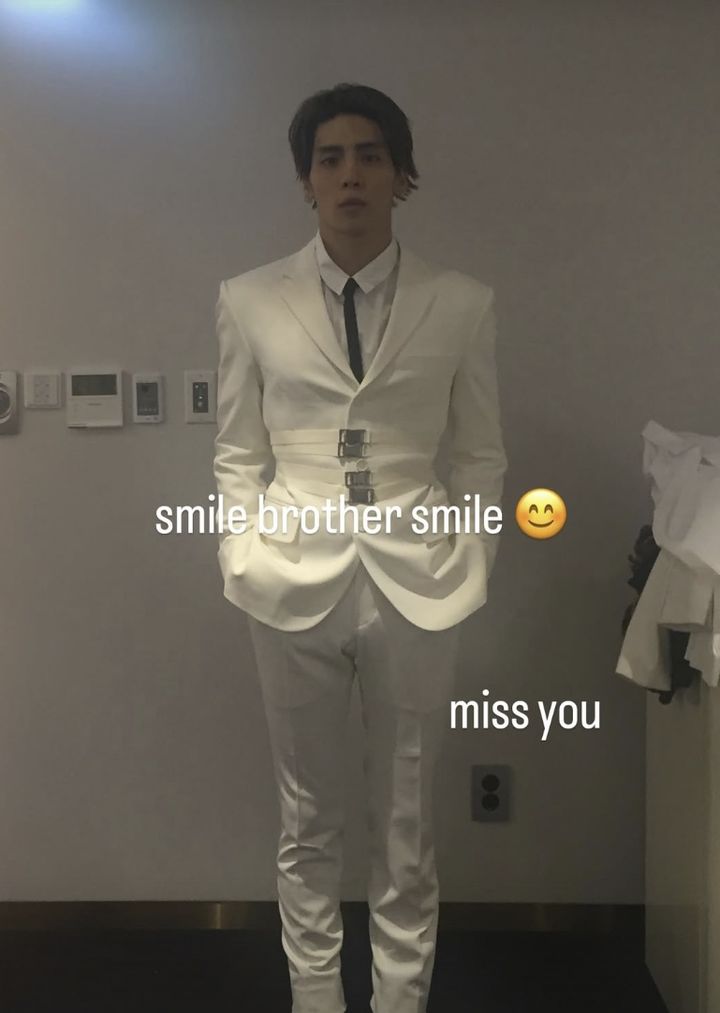 키, 종현 8주기 맞아 추모…