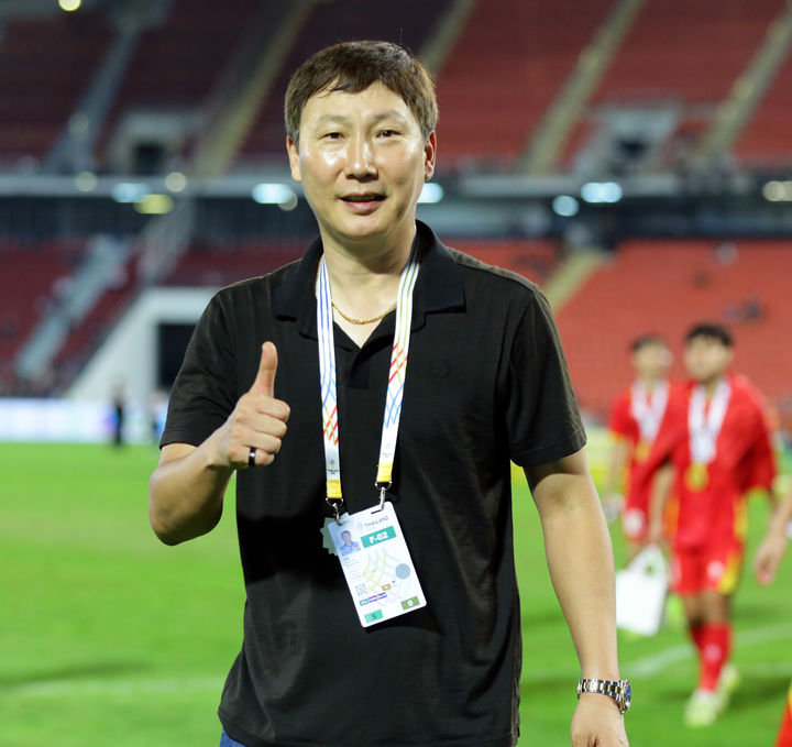 김상식 감독의 베트남 축구 역사 경신과 LA 다저스의 사치세 신기록