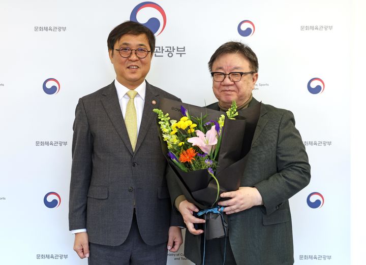 최휘영, 강헌 평론가 추모…"문화예술 지평 넓힌 인물"