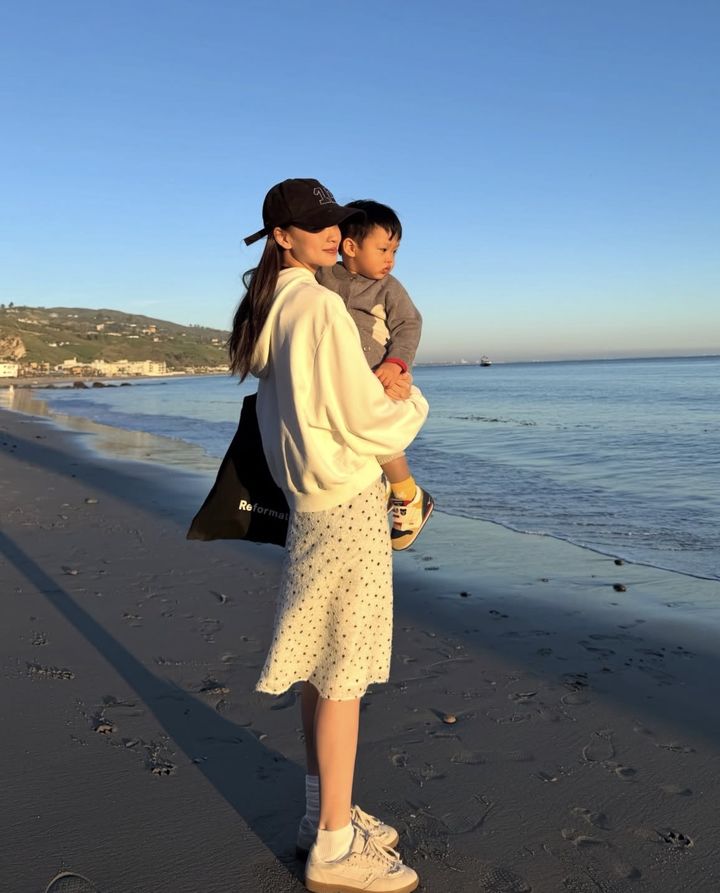 '금융인♥' 손연재 LA 독박육아 중 찰칵…군살없는 몸매
