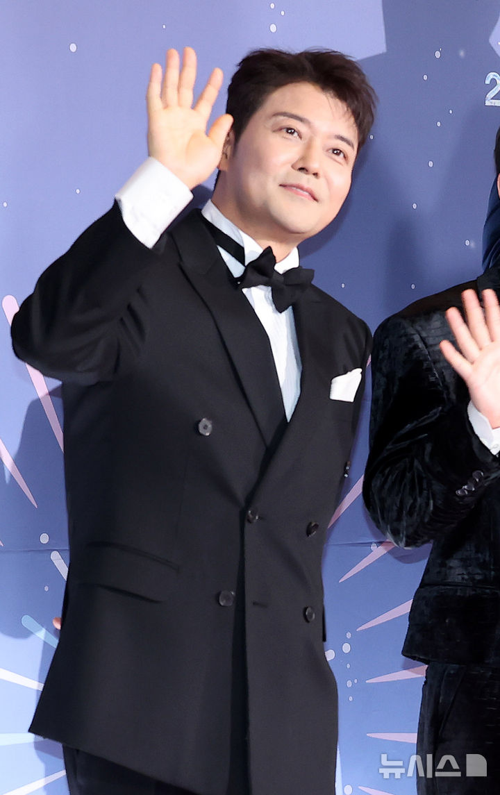 대상후보 전현무