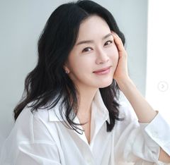 'SKY 캐슬'·'눈물의 여왕' 그 배우…김정난, YY엔터 품으로