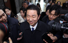 '보좌진 동원해 경찰 확인서 대필 지시' 김병기 연이어 피고발