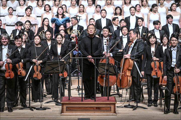 정명훈·KBS교향악단, '합창'으로 미리 맞춘 새로운 合 [객석에서]