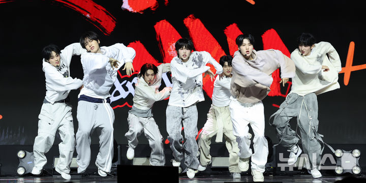 아이덴티티 예스위아 