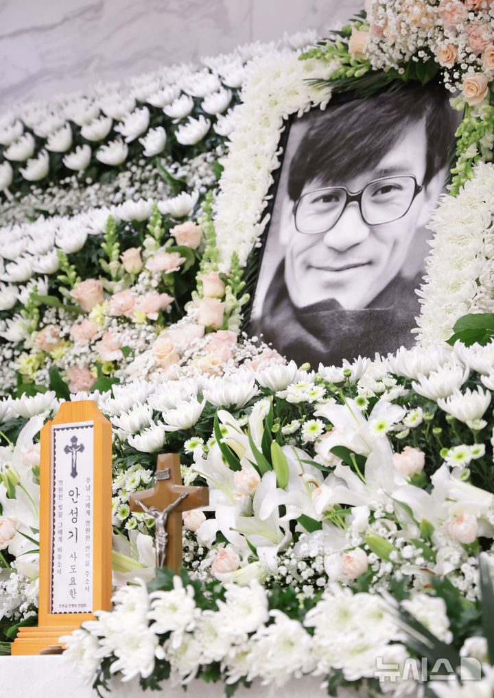 안성기 추모한 김수로 