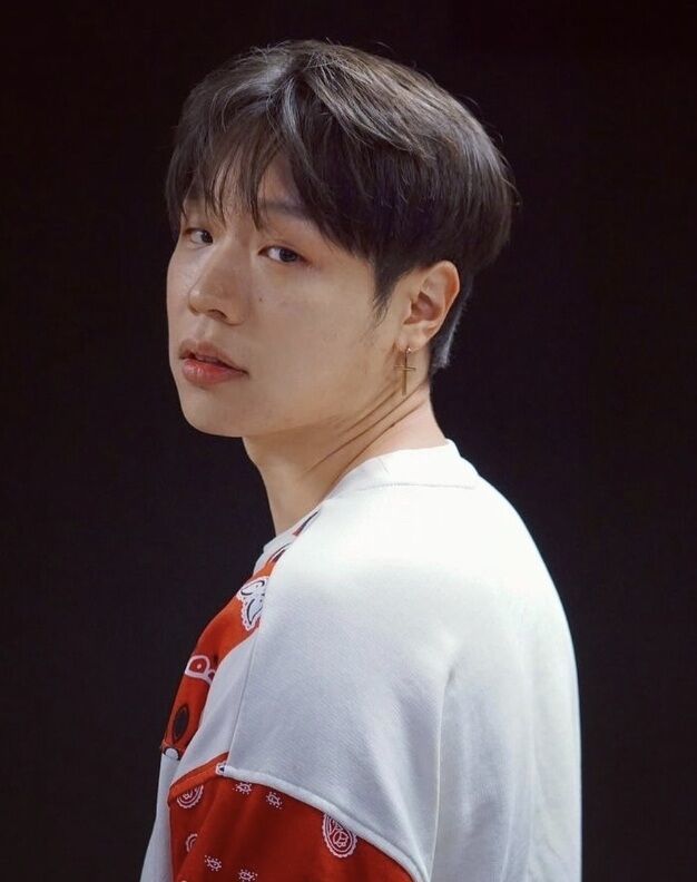 가수 진데님, 29세로 추락사 비보