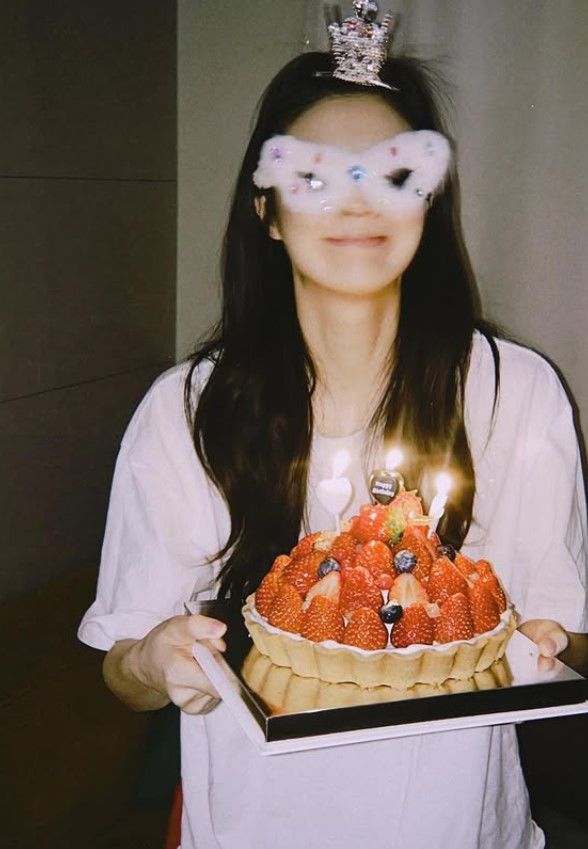 '이광수♥' 이선빈, 32번째 생일파티…