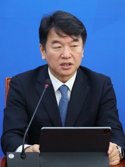 與, 충청권 유니버시아드 지원특별위원장에 '문진석' 임명