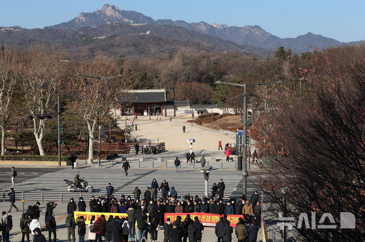 국가유산청, 서울시에 '종묘 앞 재개발' 영향평가 이행 명령