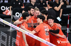 홈으로 돌아온 OK저축은행, 현대캐피탈 완파하고 연패 탈출