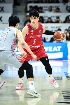 프로농구 정관장, 홈에서 현대모비스 78-76 격파…단독 2위 도약