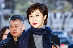 '최태원-노소영 재산분할' 파기환송심 시작…盧 직접 출석