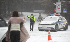 [뉴시스 앵글]대설특보, 한라산 1100·5.16 도로 전면통제