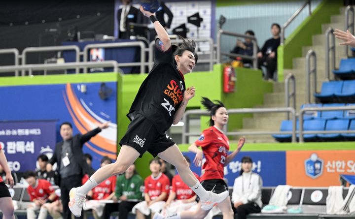 여자 핸드볼과 배드민턴, 한국 스포츠의 연승 행진